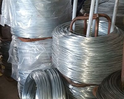 Secondary hot dipped galvanized carbon steel wire coils